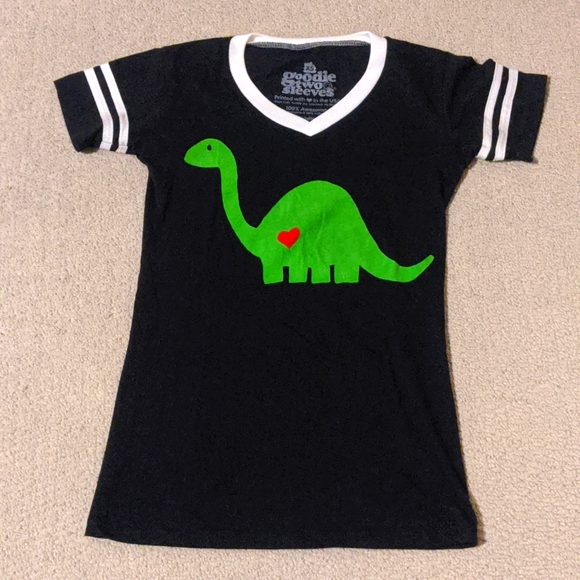 goodie two sleeves Good Dinosaur T-shirt XS - Picture 1 of 3
